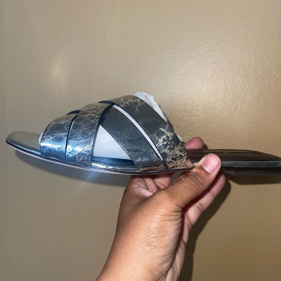 Tory Burch City Slide color silver size 10 - Picture 5 of 8